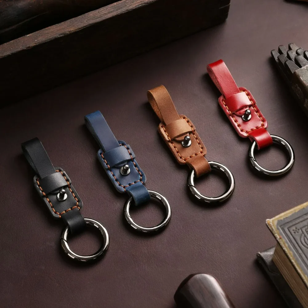 Car Leather Keychain Hand-Made Waist Hanging Personality Vintage Multifunctional Key Ring